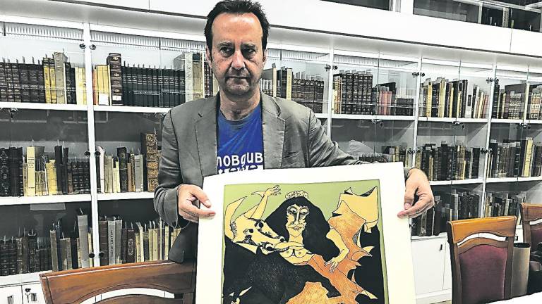 albacea. Marcos Giralt, albacea de Julio Zachrisson, acudió a Ribeira para entregar las obras del artista.