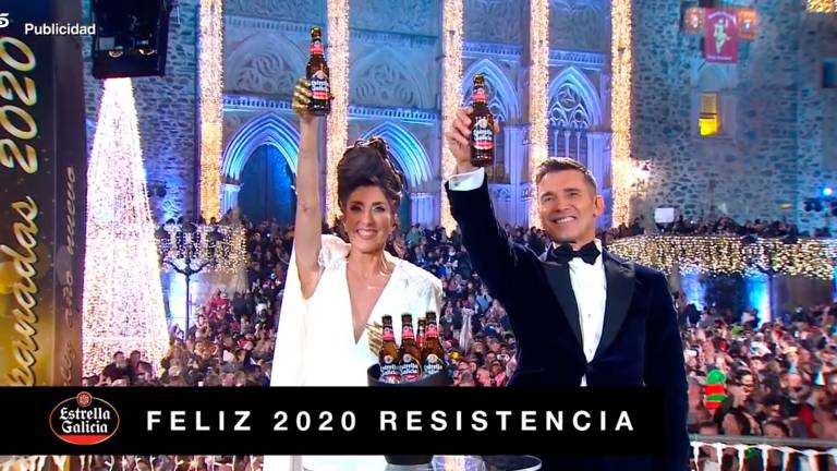 Una de las campanadas brindadas con Estrella Galicia en televisión