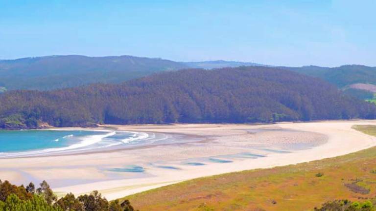 Foto de archivo de la playa de Vilarrube, situada en el municipio de Valdoviño. Foto: Turismo de Galicia
