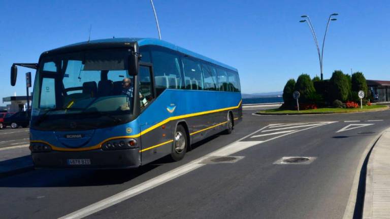 A Xunta inxecta 3,5 millóns de euros para blindar o transporte público fronte á subida do prezo dos carburantes