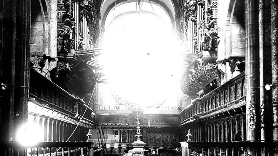 Foto del coro de la Catedral de Santiago, tomada en 1944. Foto: Arturo