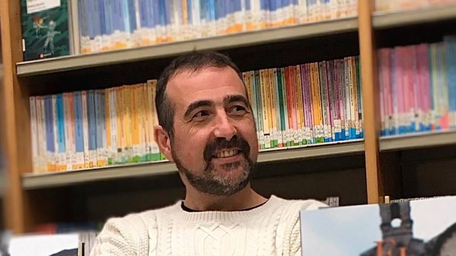 El escritor Rober H.L. Cagiao estará hoy, a las 18.00 horas, en la Feira do Libro de Santiago firmando ejemplares de sus dos libros. Foto: ECG 