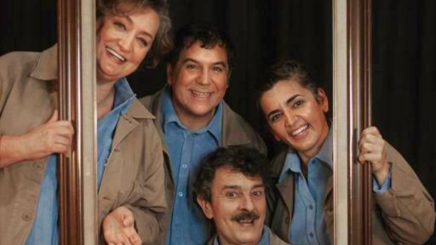 Evaristo Calvo, Rocío González, Víctor Mosqueira y Patricia Vázquez interpretan ‘Estrela do día’. Foto. P. E.
