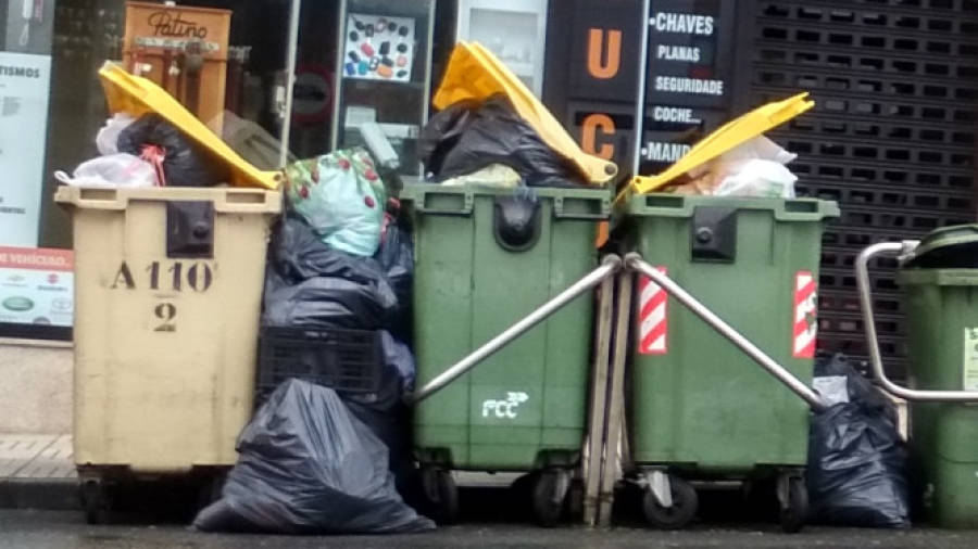 Navidad sin recogida de basura por huelga en nueve municipios