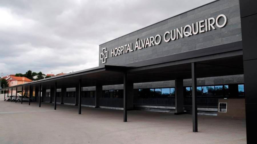 Imagen de una de las entradas del hospital Álvaro Cunqueiro, de Vigo. Foto: ECG