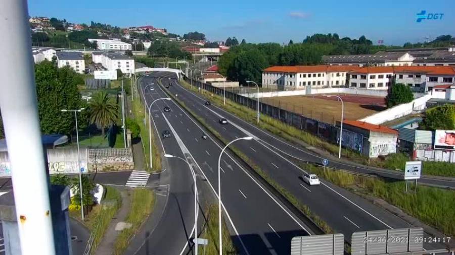 Imagen de la cámara de la DGT situada en el punto kilométrico 3,5 de la AC11 en la entrada de A Coruña, donde se encuentra el radar que más multa en Galicia