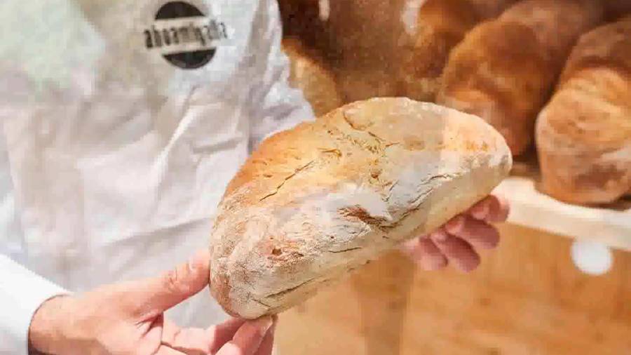 Un sabroso pan de Cea realizado por Aboamigalla. Foto: ECG