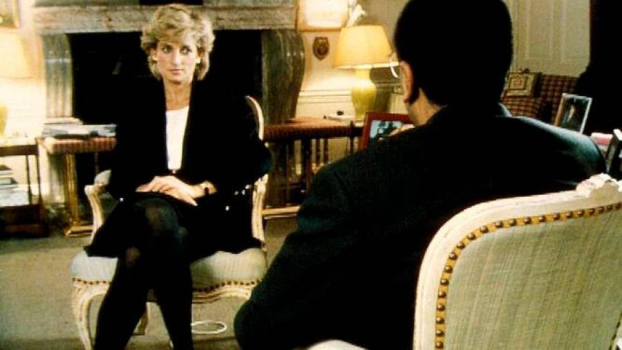 La princesa Diana de Gales durante la entrevista en la BBC en 1995.