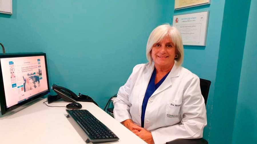 La doctora Maribel Fernández, especialista de la Unidad de Retina y Diabetes Ocular del Instituto Oftalmológico Gómez-Ulla