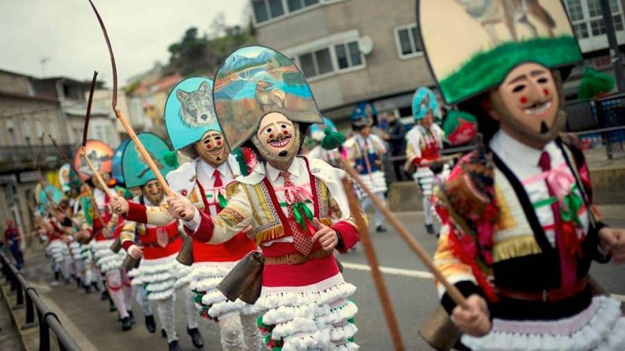 Ourense reúne la mayor exposición del carnaval con más de cien trajes