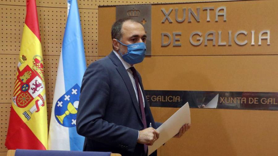 El conselleiro de Sanidade, Julio García Comesaña, en una foto de archivo. EFE