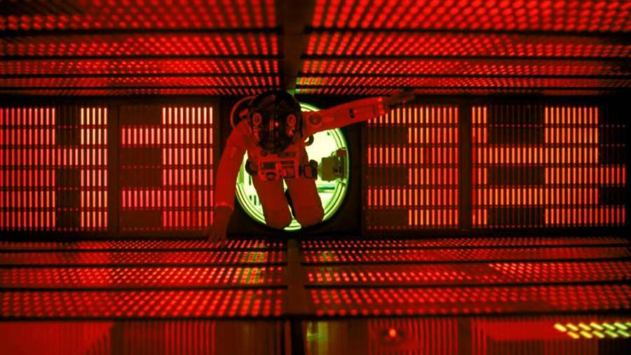 EL ordenador Hal; 2001: una odisea en el espacio, de Stanley Kubrick