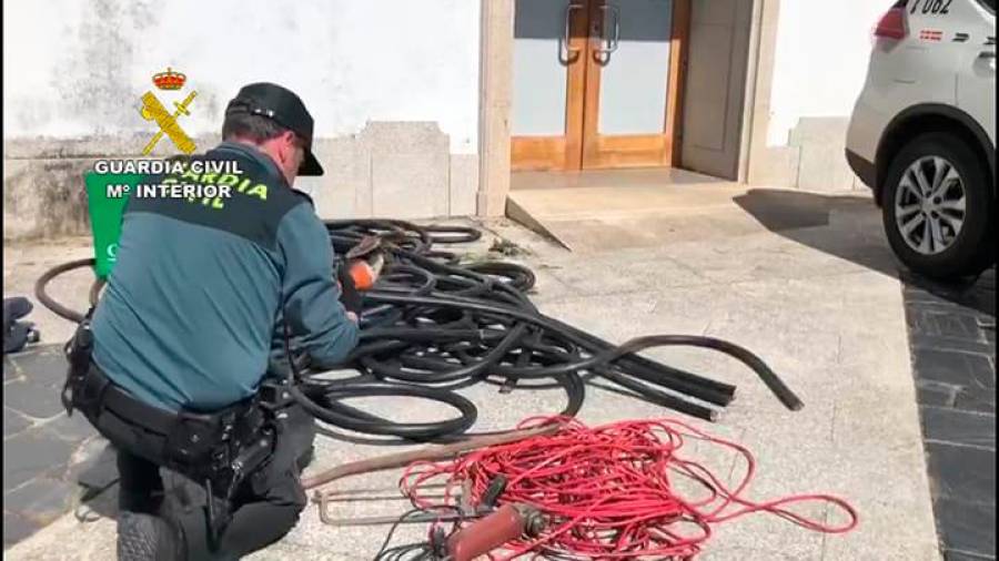 Detenidos dos vecinos de Cariño por robos de cable de cobre en parques eólicos de As Pontes y Cedeira