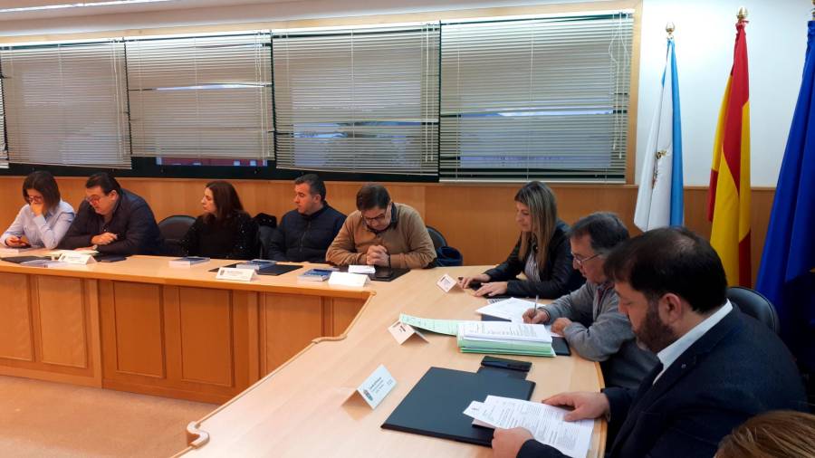Momento dunha sesión plenaria da Corporación municipal de Ponteceso. Foto: ECG