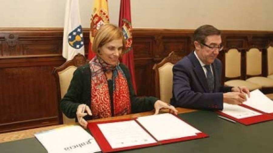 Concello de Santiago e Turismo rubrican un convenio para a adecuación do Camiño Francés