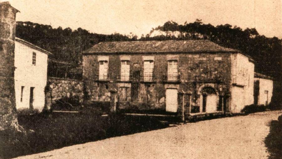 CASAL De A MERCÉ. Imagen realizada en el año 1917 por el fotógrafo Hermógenes Garita. Foto: Fototeca del Museo Valle-Inclán 