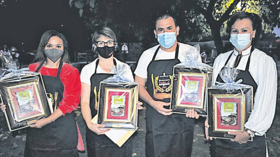 Vencedores del concurso de tapas de anguila recogen sus premios