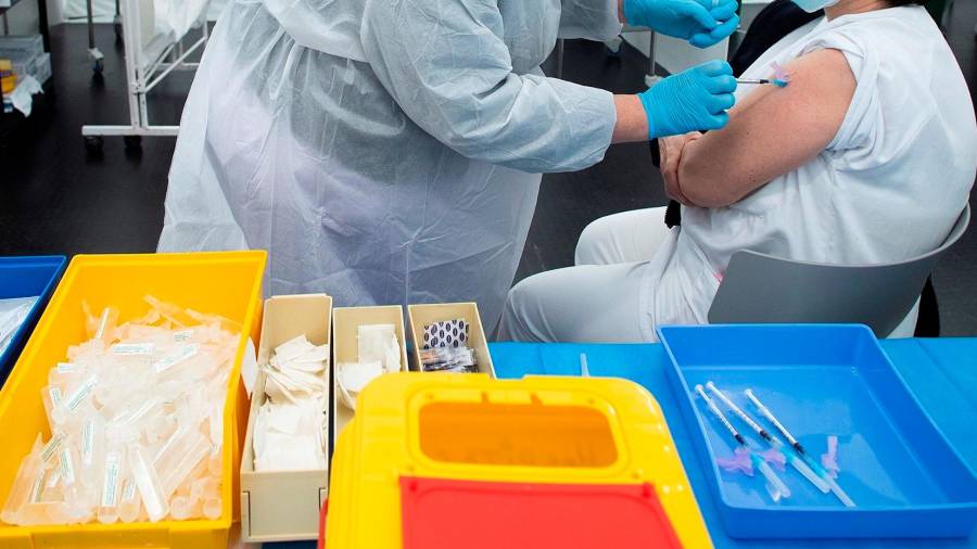 La pandemia se lleva a una persona más en Galicia, que contabiliza 1.445 muertos