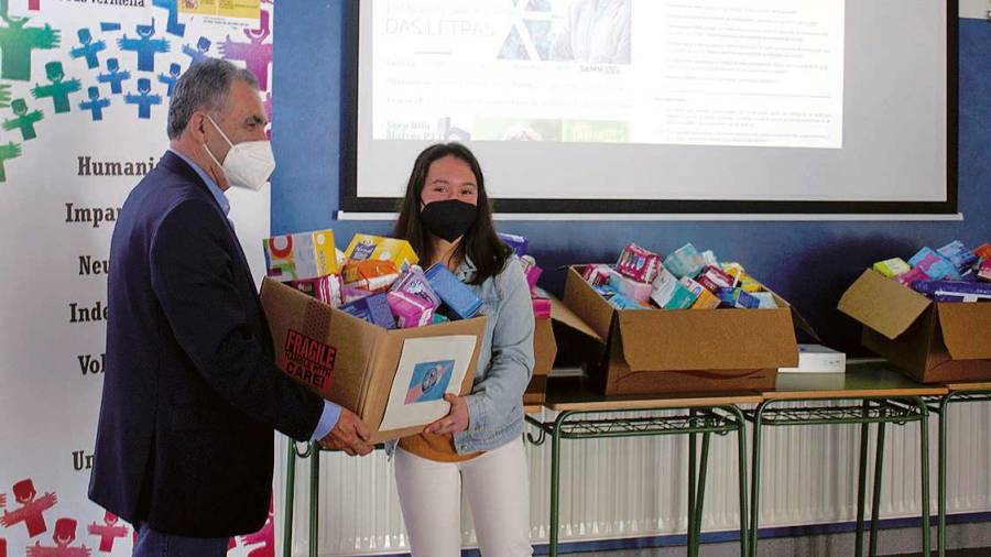 Sobrado llevará su campaña contra la pobreza menstrual hasta la capital de Galicia