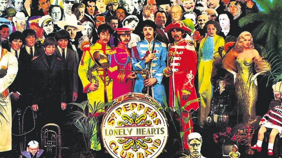 La portada de ‘Stg. Pepper’s lonely hearts club band’ es un icono del ‘pop art’.