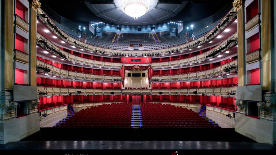 Sala principal del premiado Teatro Real de Madrid. Foto: Europa Press