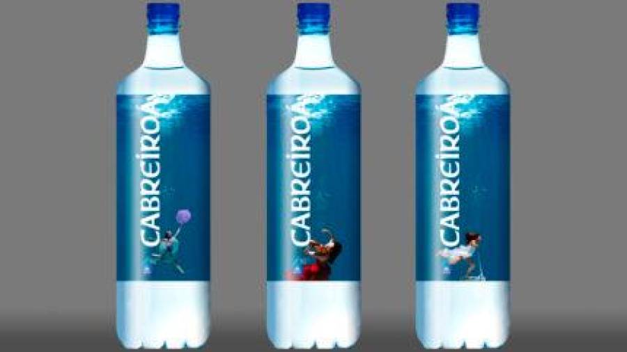 etiquetas de las botellas de agua Cabreiroá, logo y print. Archivo Carlos el Rojo / ComaComunicación