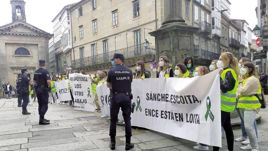 Protesta en Compostela por el futuro de Ence en Lourizán, Pontevedra. Foto: Europa Press