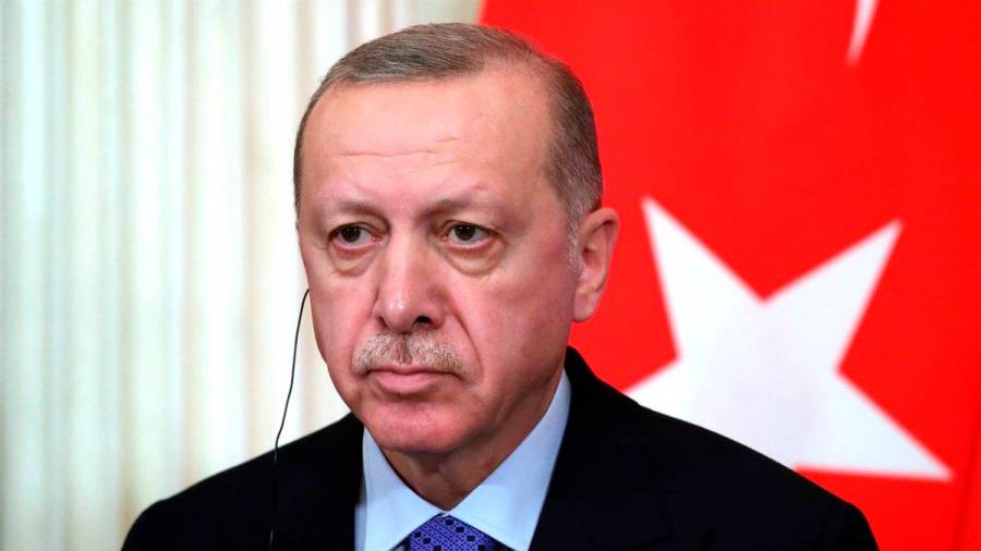 Erdogan exige a Draghi que se disculpe por llamarle dictador