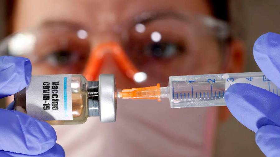 sanidad. La vacuna contra el COVID está cada vez más próxima a la realidad. Foto: Commons
