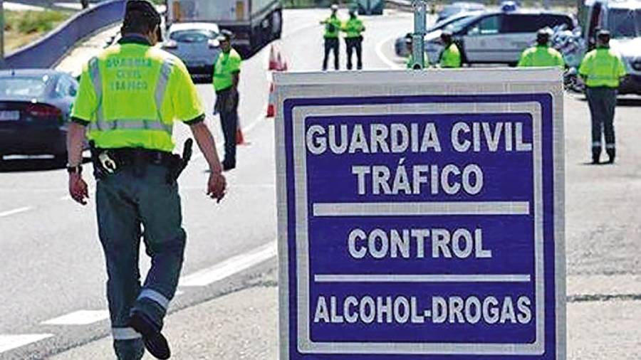 Este puente la Guardia Civil intensificará el control sobre el consumo de alcohol y drogas al volante. Foto: Cedida