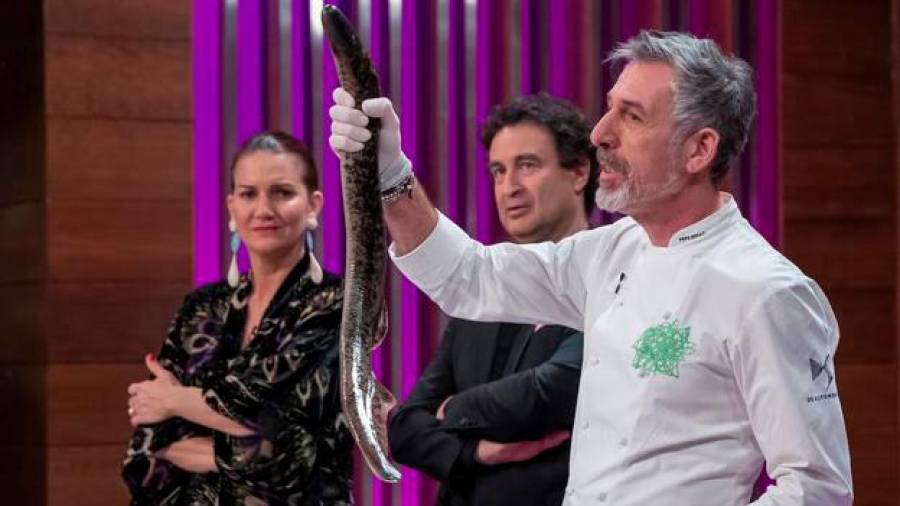 El reconocido chef gallego Pepe Solla en el momento que presentó la lamprea en ‘Masterchef’. Foto: RTVE