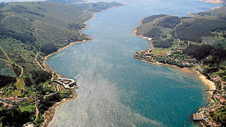 Ría de Ferrol, histórica base de la Armada desde la dinastía de los Austrias