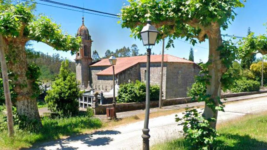 Igrexa parroquial de Trasmonte, onde enterrarán a Marina Martínez este domingo. Foto: GM