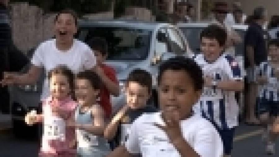 El colegio público de Portosín celebra su 25º aniversario