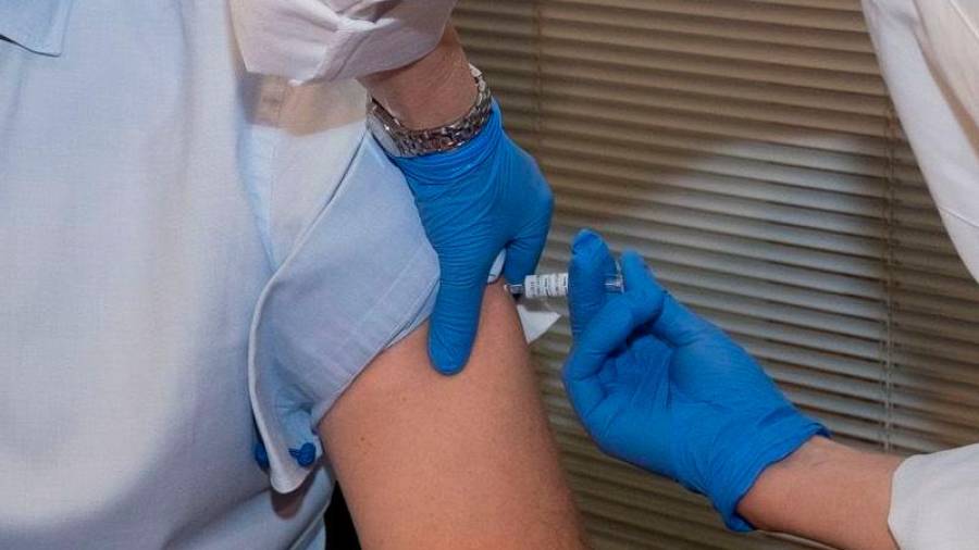 La campaña de la gripe arranca el próximo 13 de octubre con casi un 25% más de dosis que el pasado año