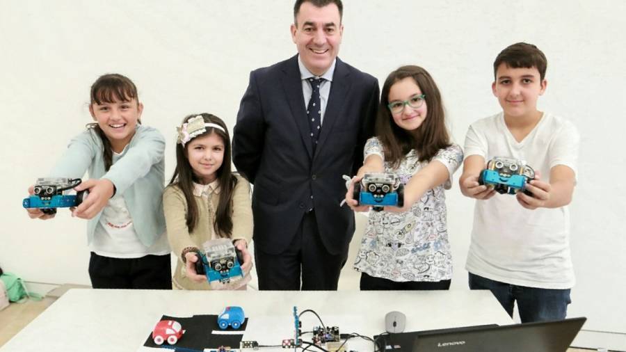 A Robótica como oportunidade de futuro para os nenos galegos