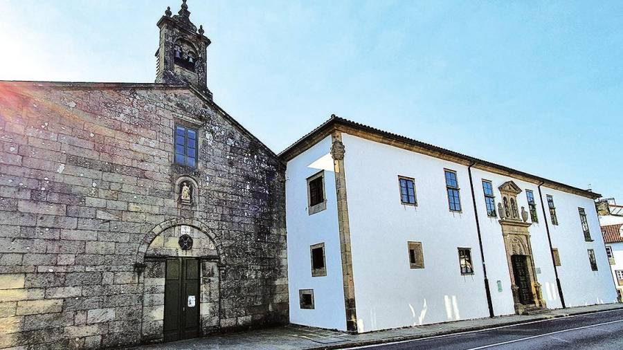 Capilla y fachada del antiguo Hospital de San Roque en Compostela. Foto: A. P.