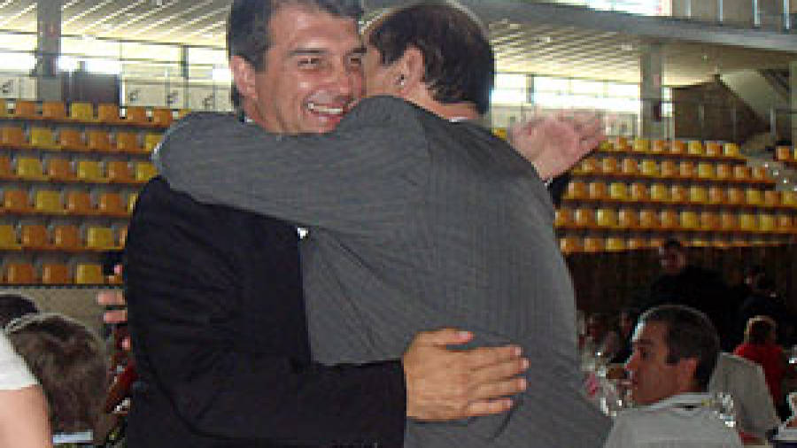 Caneda, del abrazo con Joan Laporta al visto bueno al grupo