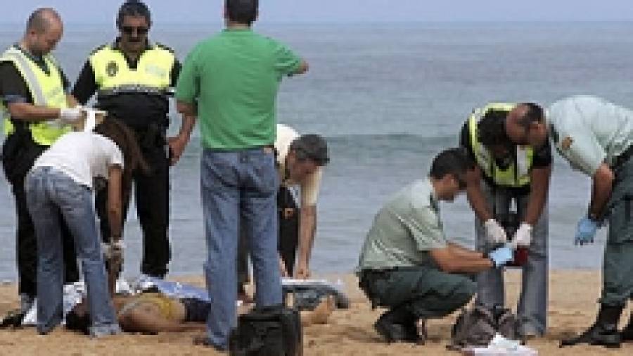 Hallan en Cádiz los cadáveres de 4 marroquíes que iban en patera