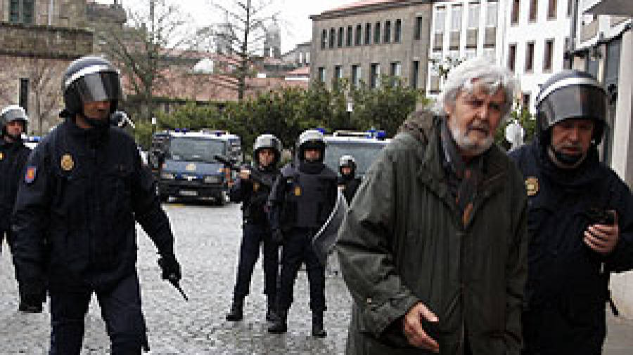 La contraprotesta a Galicia Bilingüe acaba en una batalla campal