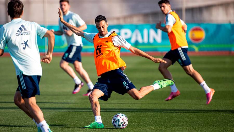 Busquets, en un entrenamiento con la selección española. Foto: Pablo García /RFEF