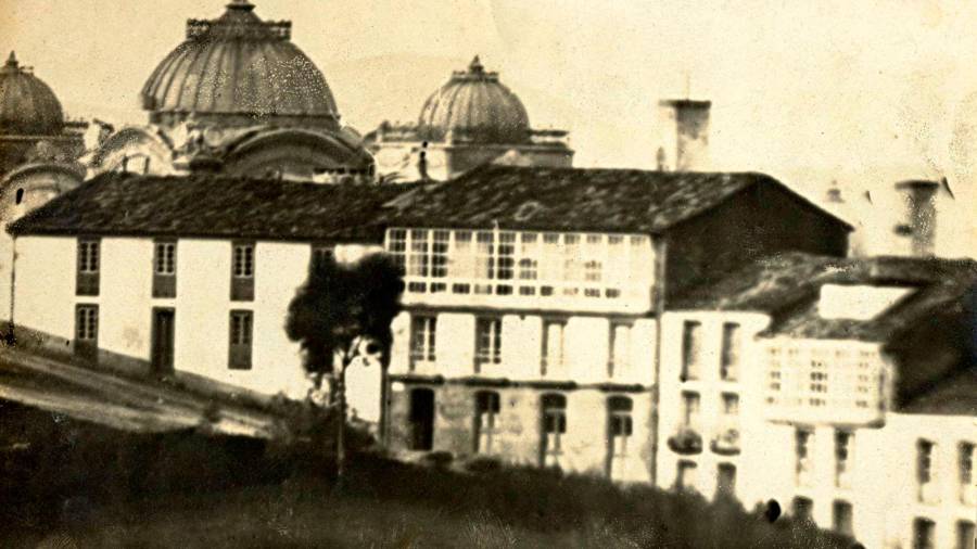 1909. Sanatorio del Doctor Baltar en la Rúa da Costa do Galo. Santiago de Compostela. (Fuente, familia Baltar).
