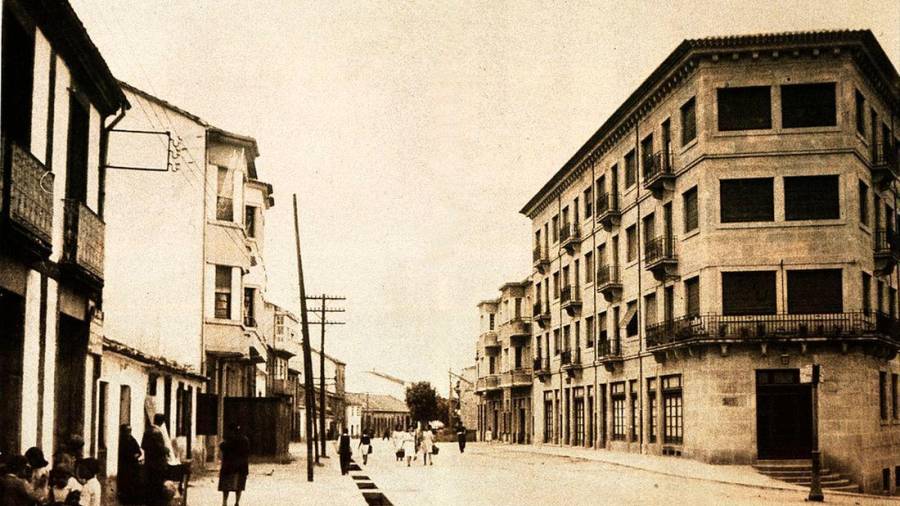 1948. Zona de As Barreiras, actual Avenida de Rosalía de Castro. (Fuente, COAG)