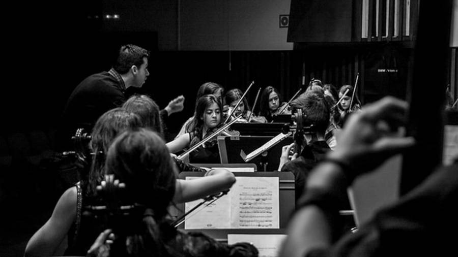 Ciclo Son Futuras Promesas de los jóvenes de la OSG orquesta