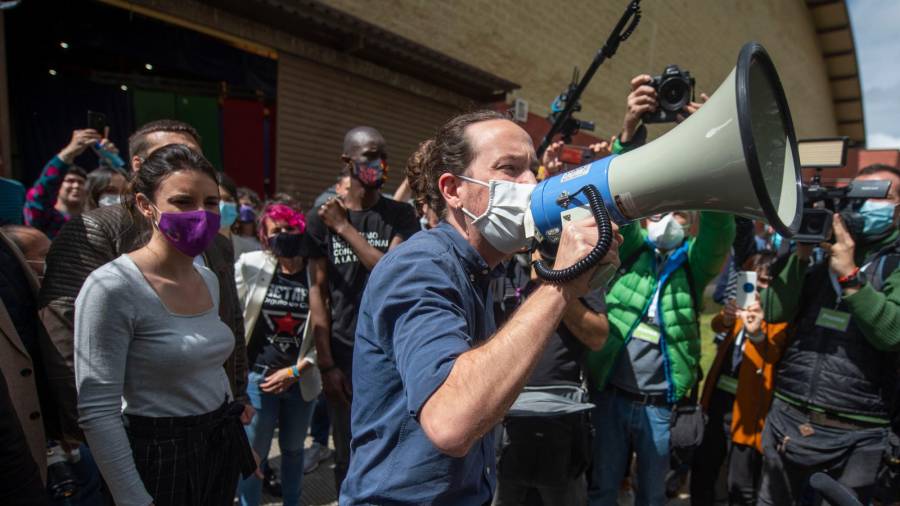 Pablo Iglesias interviene durante un mitin en Getafe junto a la ministra de Igualdad, Irene Montero. Foto: A. Ortega/E.P.