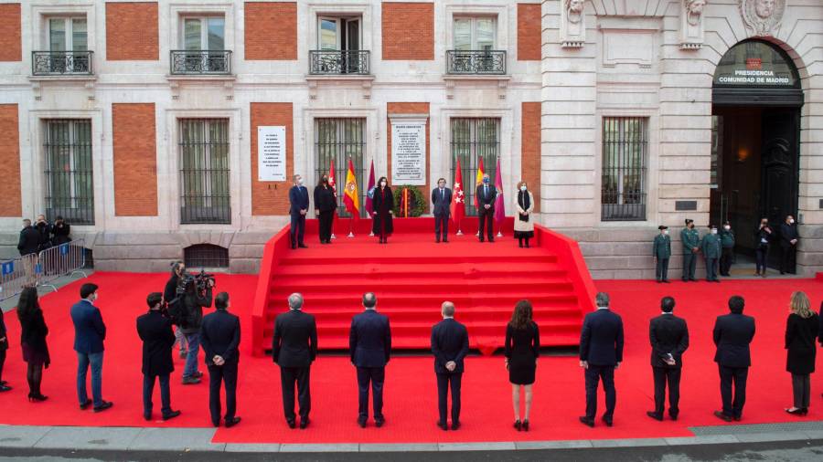 Un momento del acto institucional de la Comunidad de Madrid en la Puerta del Sol. Foto: Europa Press
