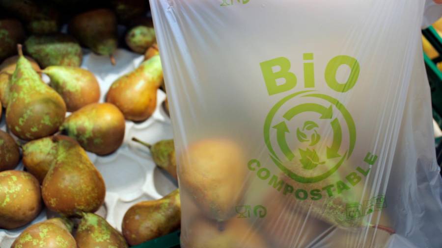 Una de las bolsas compostables de Vegalsa-Eroski. Foto: V.E
