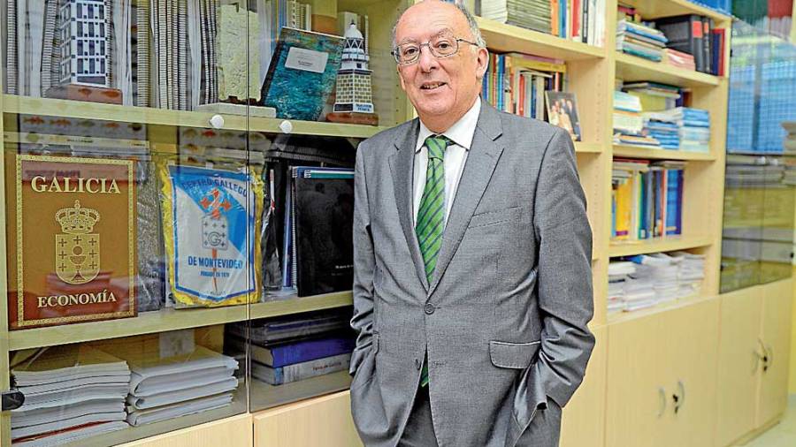 Fernando González Laxe: Lavacolla debe mirar por la carga y ser un hub, porque genera mucho valor añadido