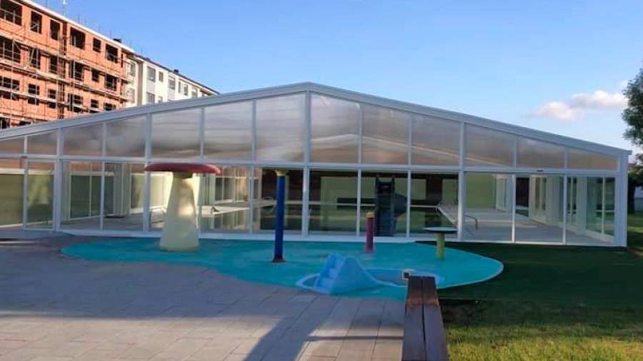 La piscina municipal cubierta del Ayuntamiento de Oroso en Sigüeiro. Foto: CDO