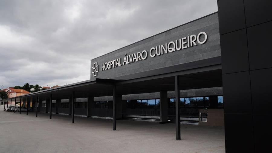 Foto de archivo de la entrada al Hospital Álvaro Cunqueiro, de Vigo. SERGAS